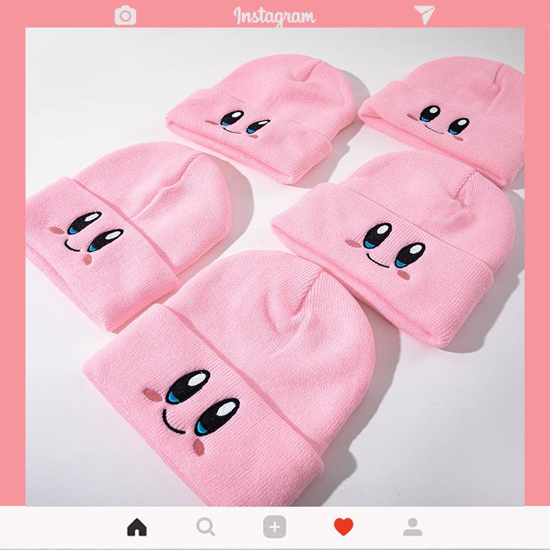 Модная розовая шапка-бини для холодной погоды от Kirby — милый стиль в японском стиле для студентов