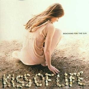 CD KISS OF LIFE Reaching For The Sun CD Dutch Ten 1 CIRCD26 UK Dance Electronica Used