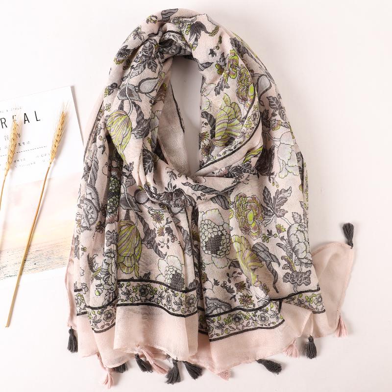 Ethnic Print Beach Travel Scarf Women Tassel Fringed Shawl Seaside Holiday Sunscreen Beach Scarves 180*90Cm
