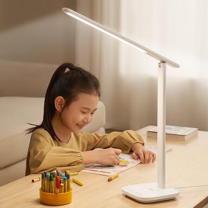 Midea MT-15F3 Eye-Protection Desk Lamp
