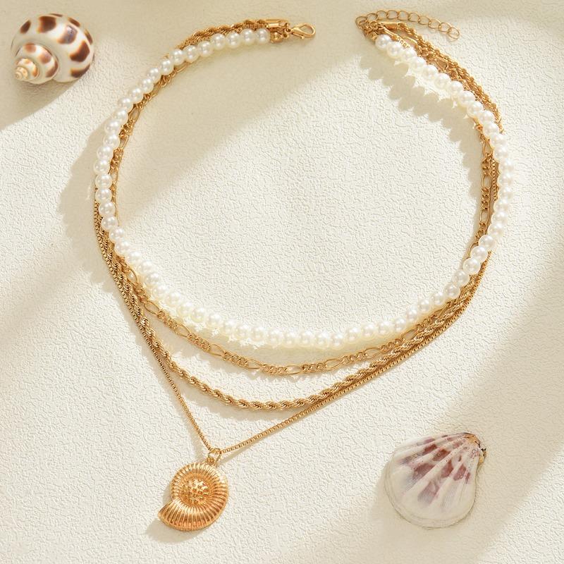 Imitation Pearl Conch Necklace Jewelry Light Luxury Pendant Multi-layer Stacking Design Sense Holiday Collarbone Chain Women
