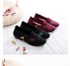 Women's Old Beijing Soft Sole Cloth Shoes, Non-Slip, Casual, Plus Size 34-42, Ideal for Spring and Autumn, Perfect for Middle-Aged and Elderly.
