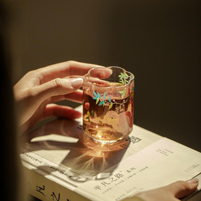 Стеклянная чашка для чая Glass Master, термостойкая, прозрачная, с красивым дизайном рыбы, персональная дегустационная чашка для женщин, для подачи зеленого чая