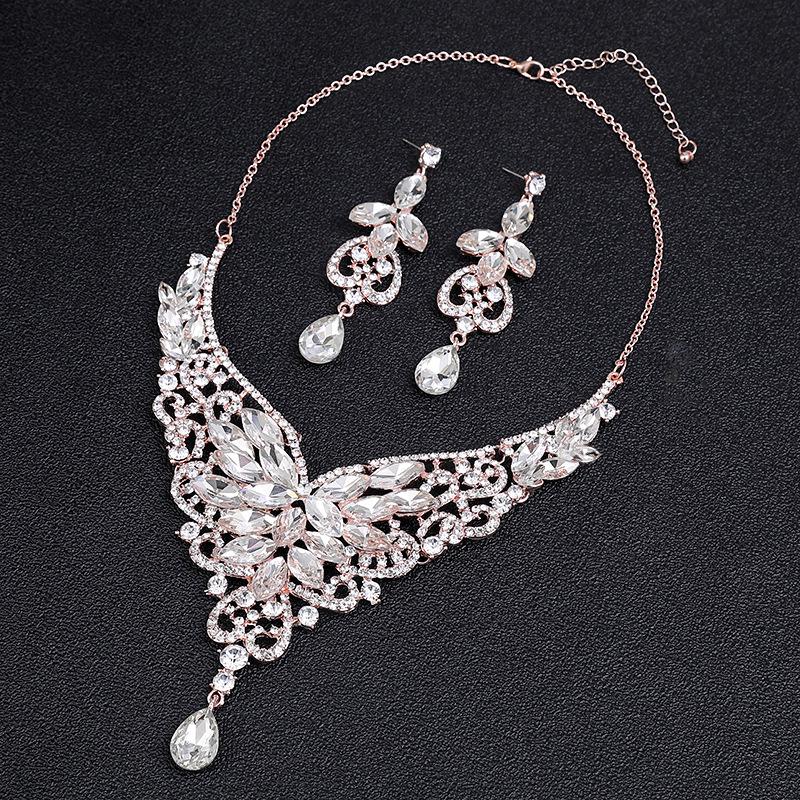 Преувеличенный ретро набор ожерелий с кристаллами и драгоценными камнями - Европейские и американские украшения для женщин
