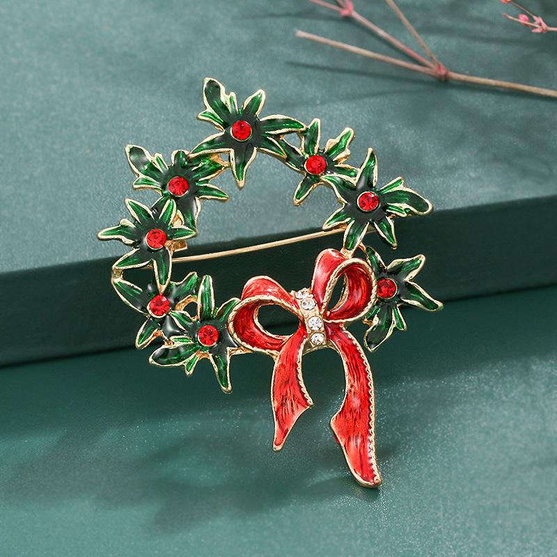 Weiman New European American Style Christmas Cartoon Brooches Includes Christmas Tree Cute Santa Claus Pins Rhinestones All