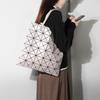 Diamond Geometric Tote: 2024 Fashionable Large-Capacity Shoulder Bag for Women
