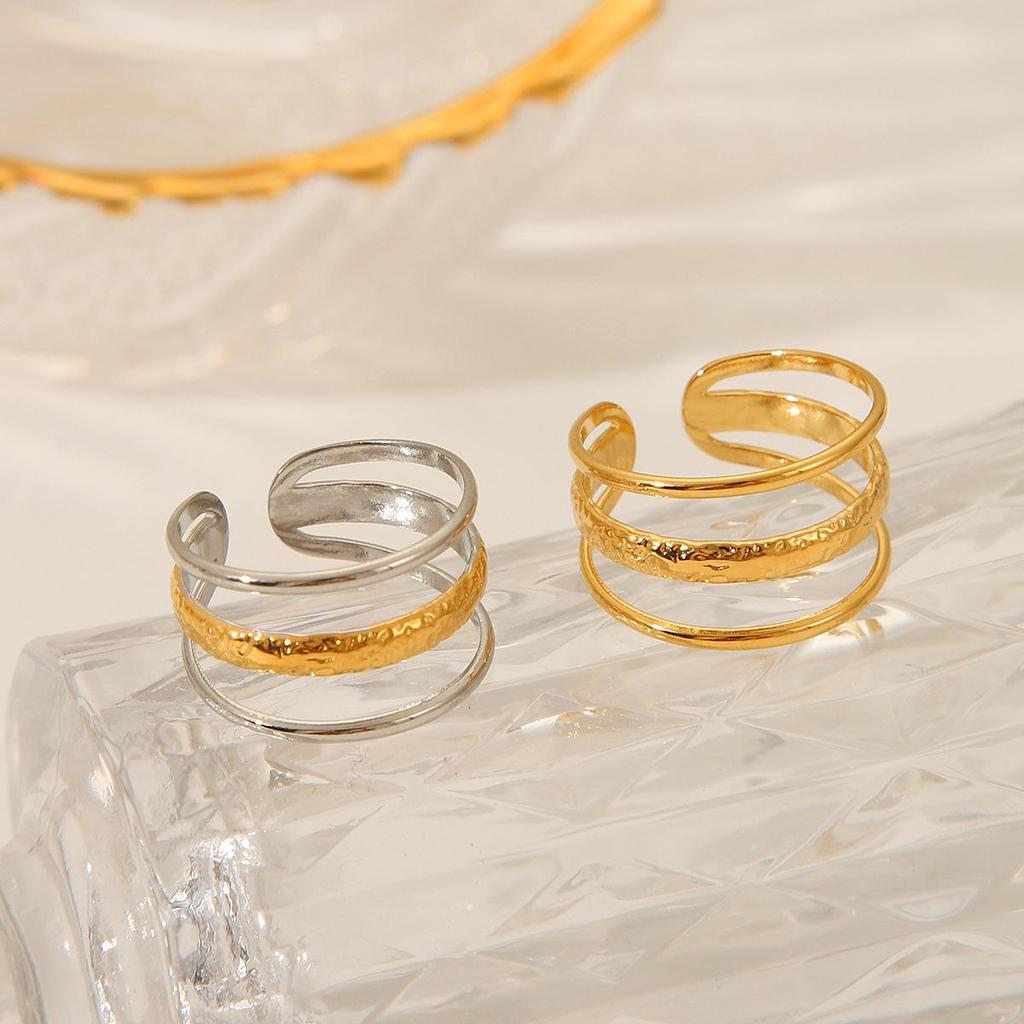 Европейско-американский стиль Титановая сталь Открытое кольцо - 18K Золото, Не выцветает, Трехслойный линейный дизайн для женщин