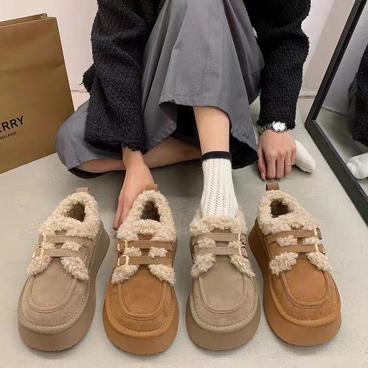 Platform cotton shoes for women to wear in winter, new fashionable lazy people with one foot, snow cotton shoes, retro velvet Birkenstocks