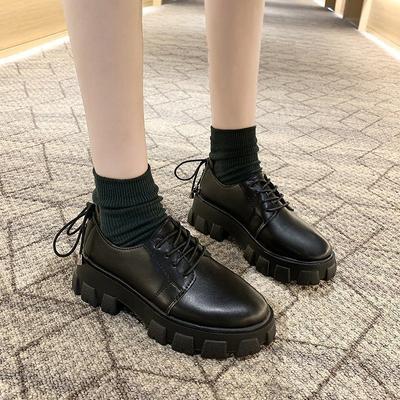 Туфли из искусственной кожи, женские весенние новые корейские женские туфли на платформе с круглым носком, белая повседневная обувь на платформе со шнуровкой сзади, женская обувь на плоской подошве