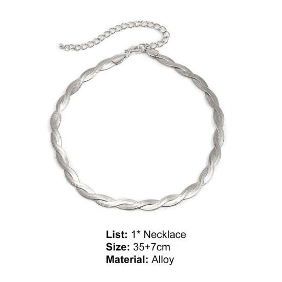 Stylish Cold Feel Lightweight Chain Necklace Snake Bone Style Choker for Dating