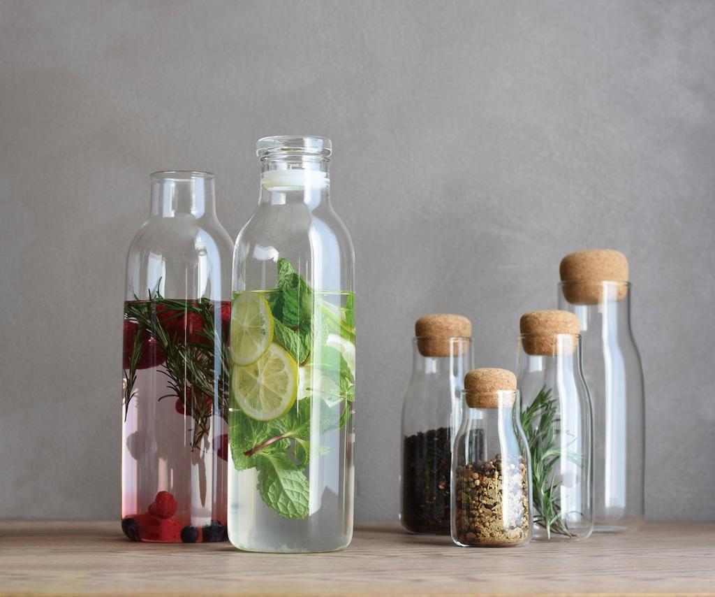 KINTO Bottle Microwave and Dishwasher 27683 Carafe, 1L, Safe, Heat-Resistant Glass,