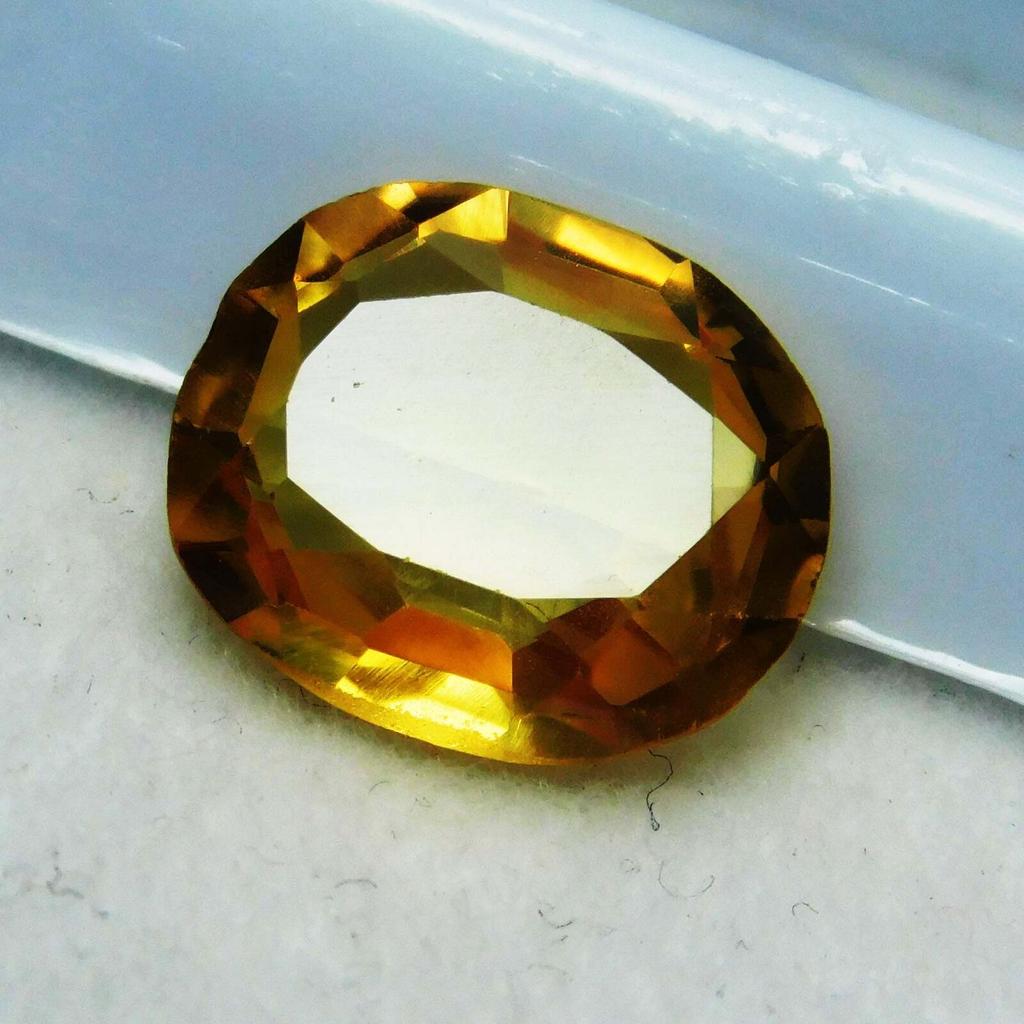 Natural Flawless CEYLON Yellow SAPPHIRE 4.00 Ct Oval Cut Gemstone
