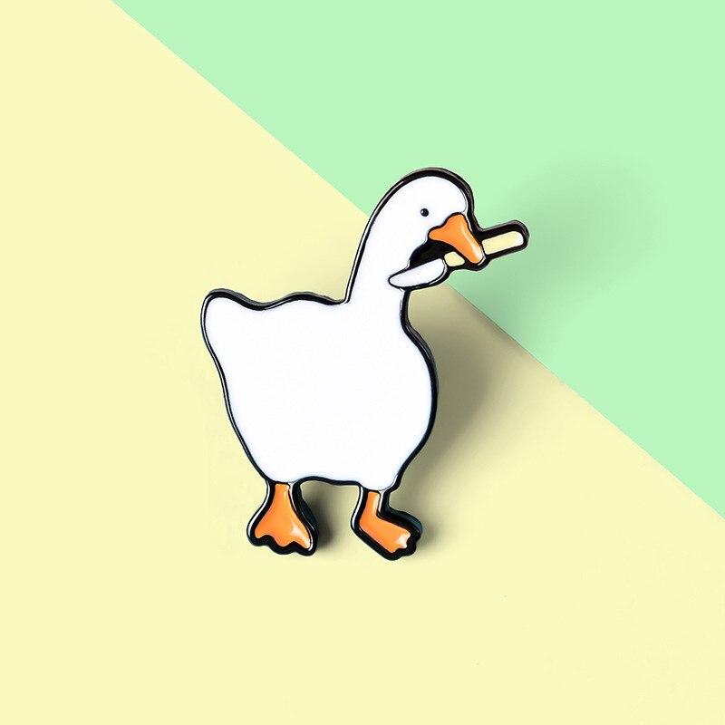 Fun Game Goose Brooches Cartoon Cute Enamel White Goose Badge Backpack Decorative Pins Jewelry