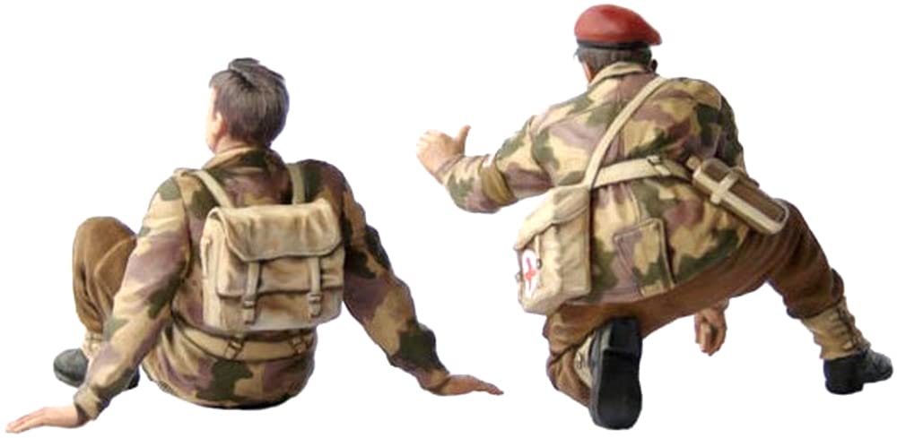 Master Box 1/35 Scale British Airborne Forces Part 2: Nursing the Wounded, 1944, 4-Piece Plastic Model Kit, MB35034
