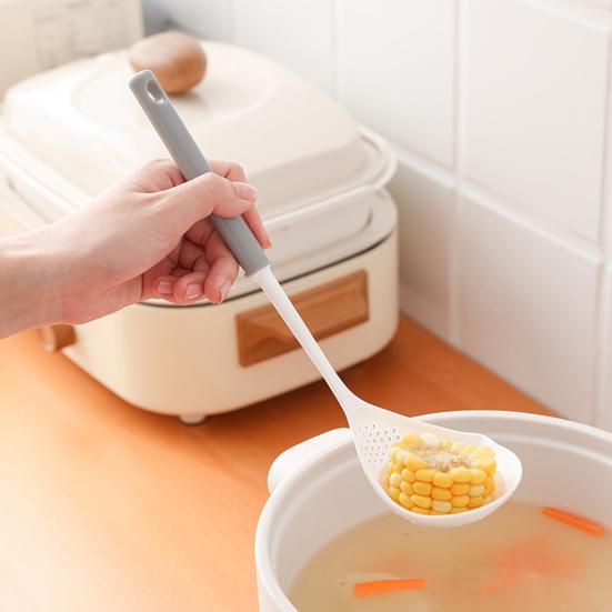 Полезный, многоцелевой, легкий, удобный ковш с прорезями, анти-ошпаривание, кухонный гаджет, скиммерная ложка