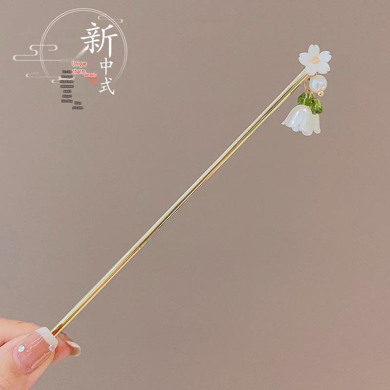 Elegant Hanfu Flower Hairpin: High-End Tassel Step Shake for Updo