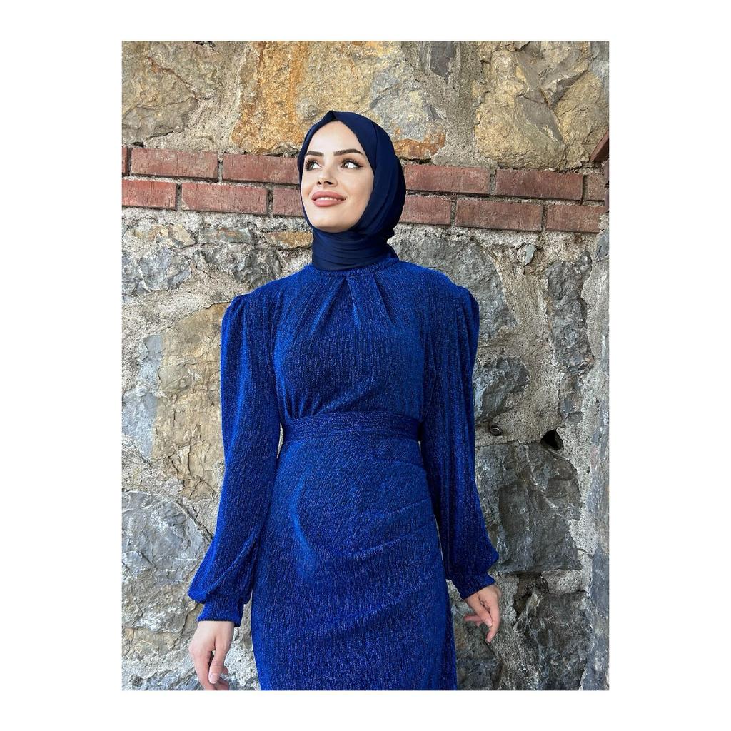 Серебристое вечернее платье Seil в хиджабе