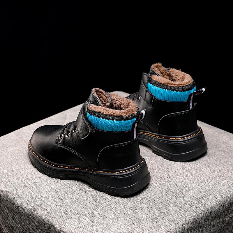 Зимние детские плюс бархатные ботинки для мальчиков. Хлопчатобумажная обувь в больших зимних сапогах.