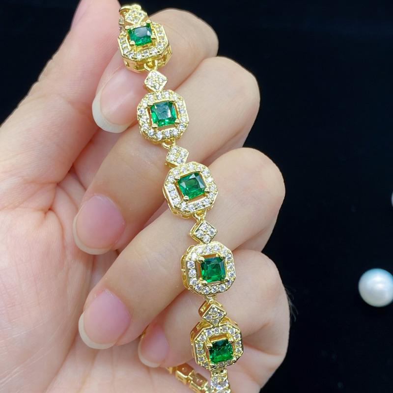 BELLA BOX New Hot Sale Simulation Color Tourmaline Princess Square Full Diamond Bracelet Feminine Fashion Hand Jewelry