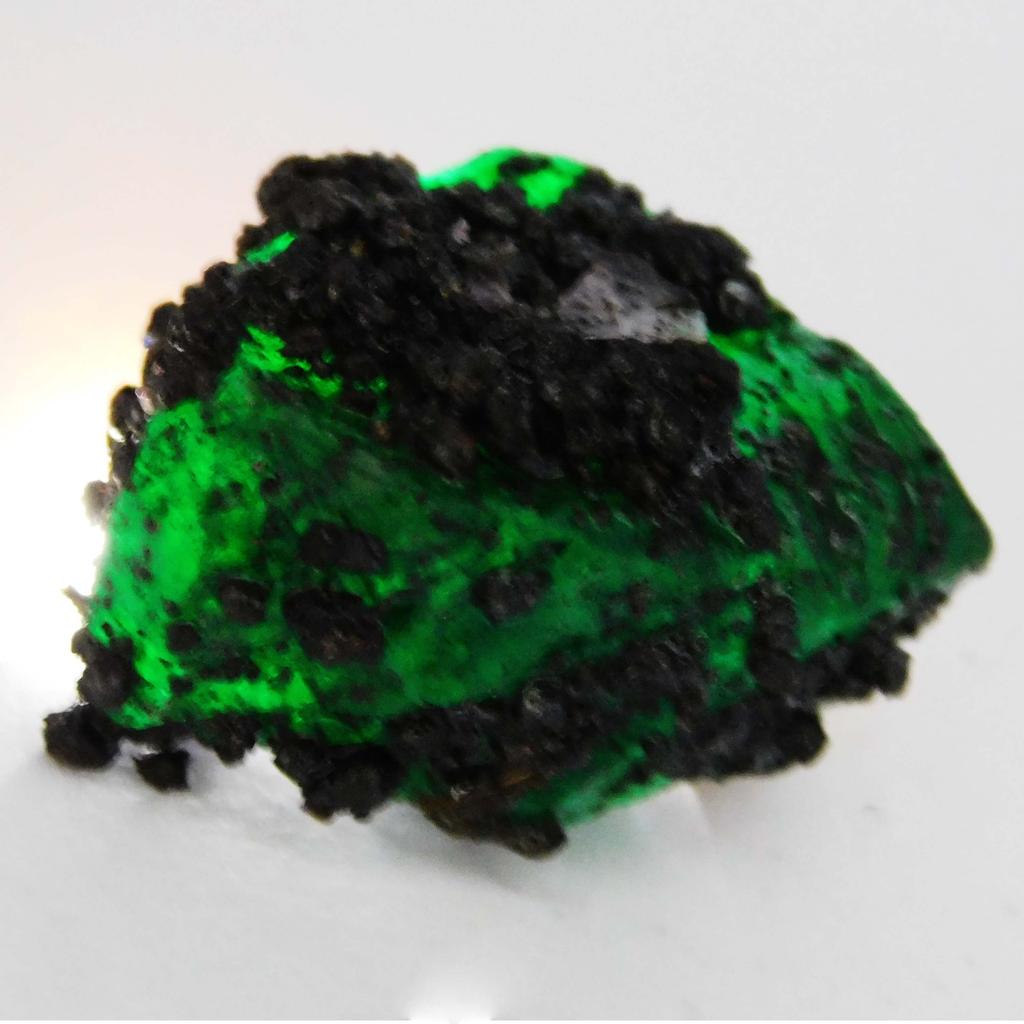 76 Ct Earth Mined CERTIFIED Green Loose Gemstone Natural Emerald Huge Rough A-5732