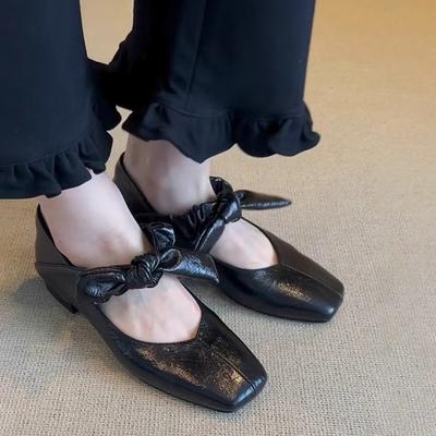 Версия из мягкой кожи~ Однотонные туфли в британском стиле с открытым подъемом для женщин, с бантиком, балетки на одну ногу, туфли Мэри Джейн с квадратным носком