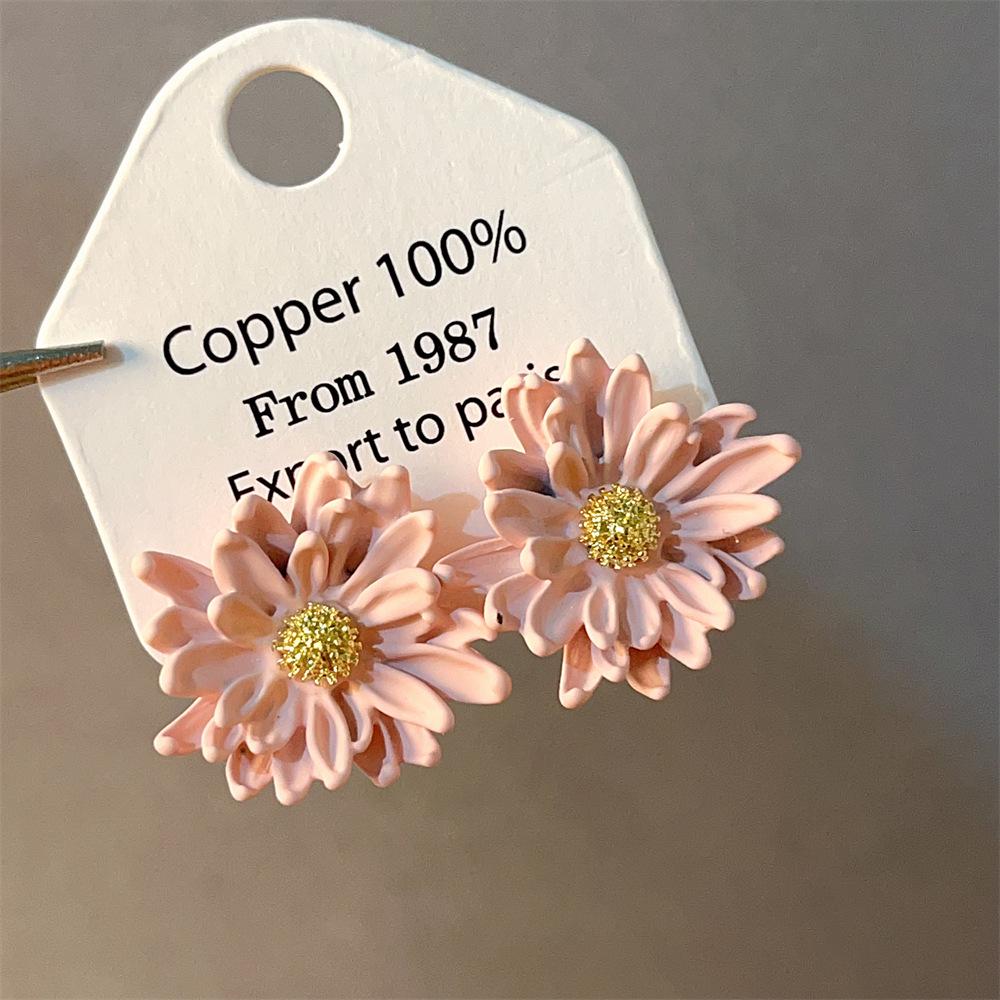 Богемные розовые серьги-кисточки с цветком из бисера и жемчуга