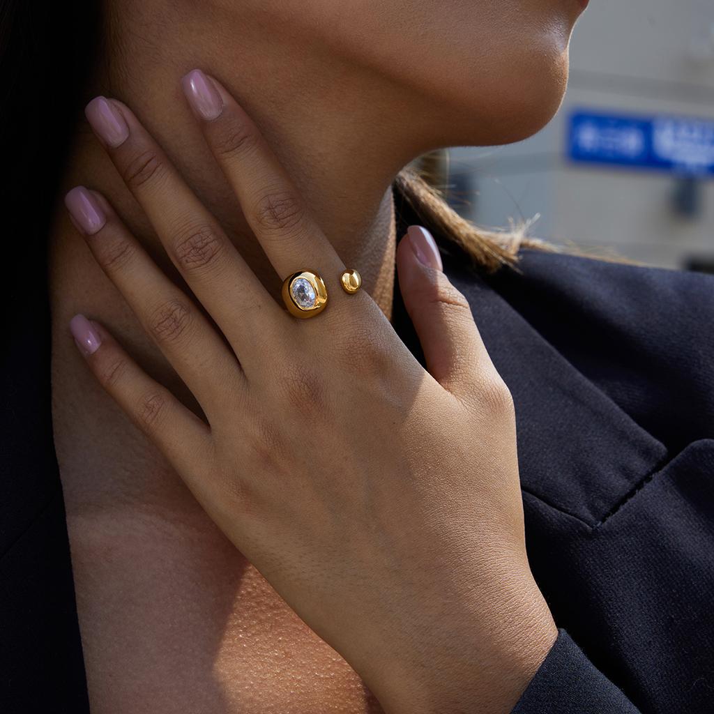 Yori Fashion Открытое кольцо из нержавеющей стали Золотое PVD кольцо для женщин Изящные модные аксессуары для пальцев Оптовая продажа