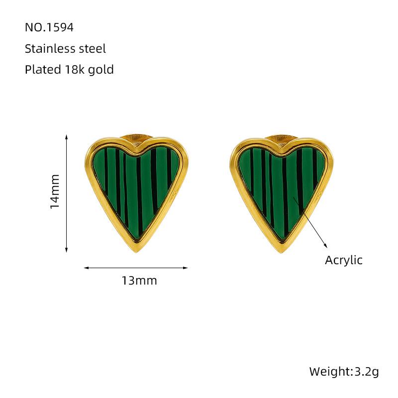 Простые и холодные серьги-гвоздики в форме персикового сердца, передовой дизайн, нишевые легкие роскошные универсальные серьги из титановой стали