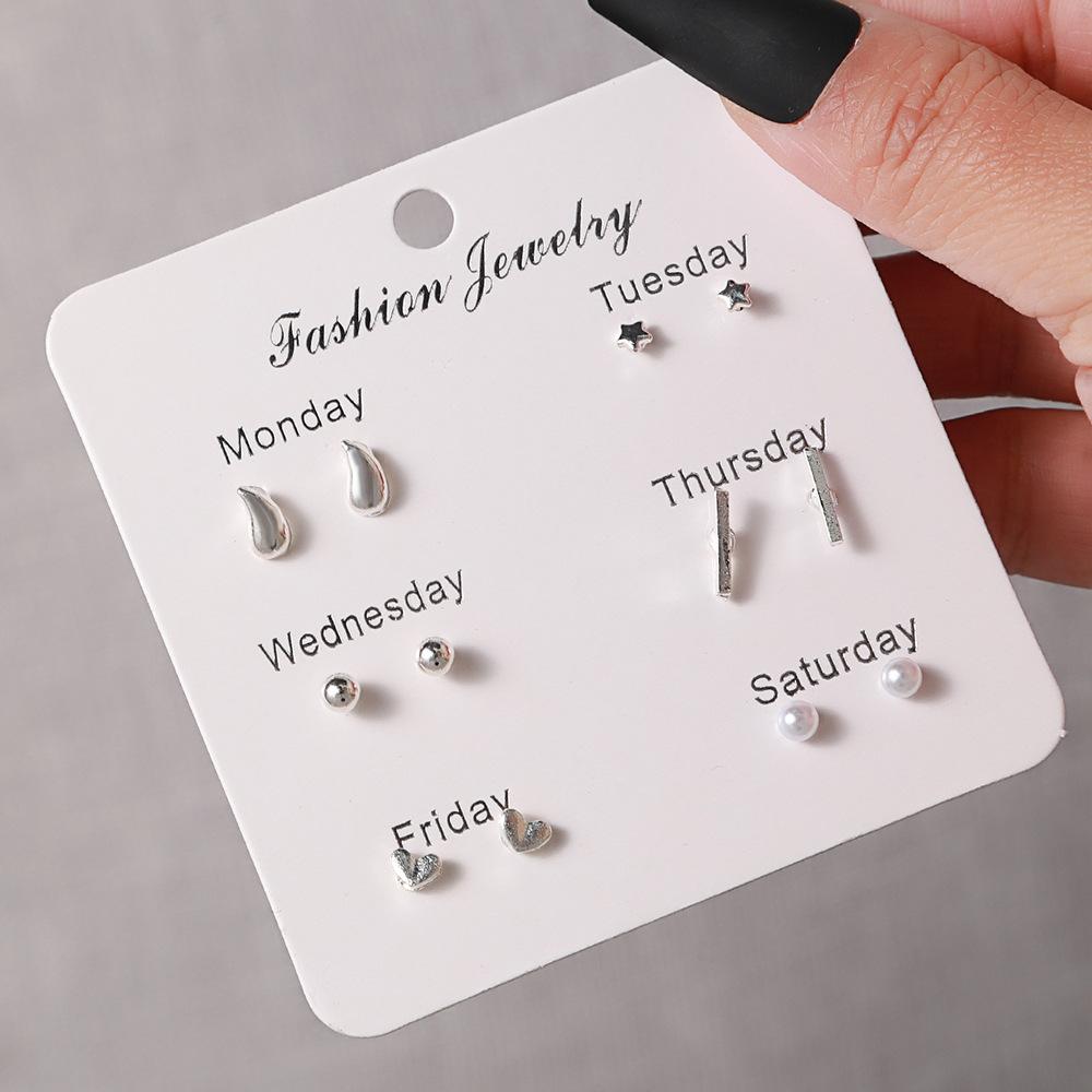 New European and American trendy fashionable fairy earrings, one-week studs delicate and compact combination earrings for women