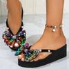 Распродажа модной женской обуви 2024 года. Новые летние женские тапочки с бабочкой и цветными блестками на платформе и среднем каблуке. Водонепроницаемые тапочки для женщин.