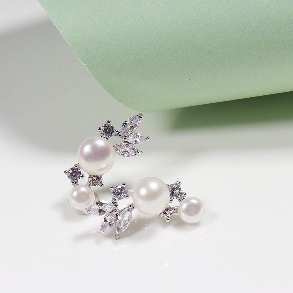 Korean-style Zhejiang freshwater pearl earrings for women, a niche and sophisticated pearl jewelry piece
