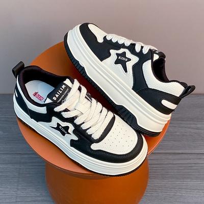 Маленькие белые туфли женские осень и зима черно-белые звезды туфли панда прилив толстая подошва обувь