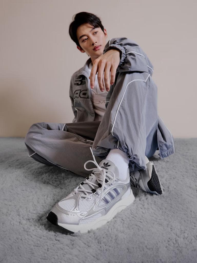 Универсальные кроссовки Adidas OZMILLEN для мужчин и женщин Adidas Tricolor IF4015