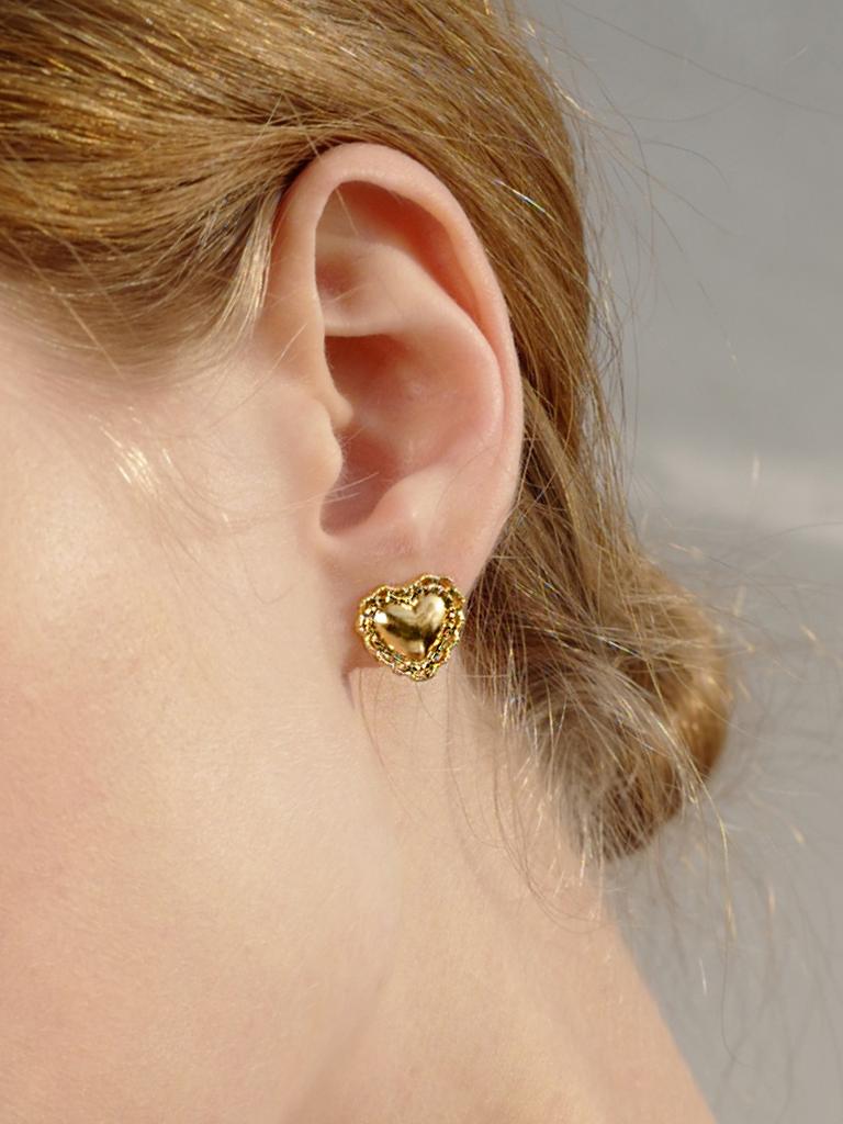 Fiore Lace Full Heart Earring