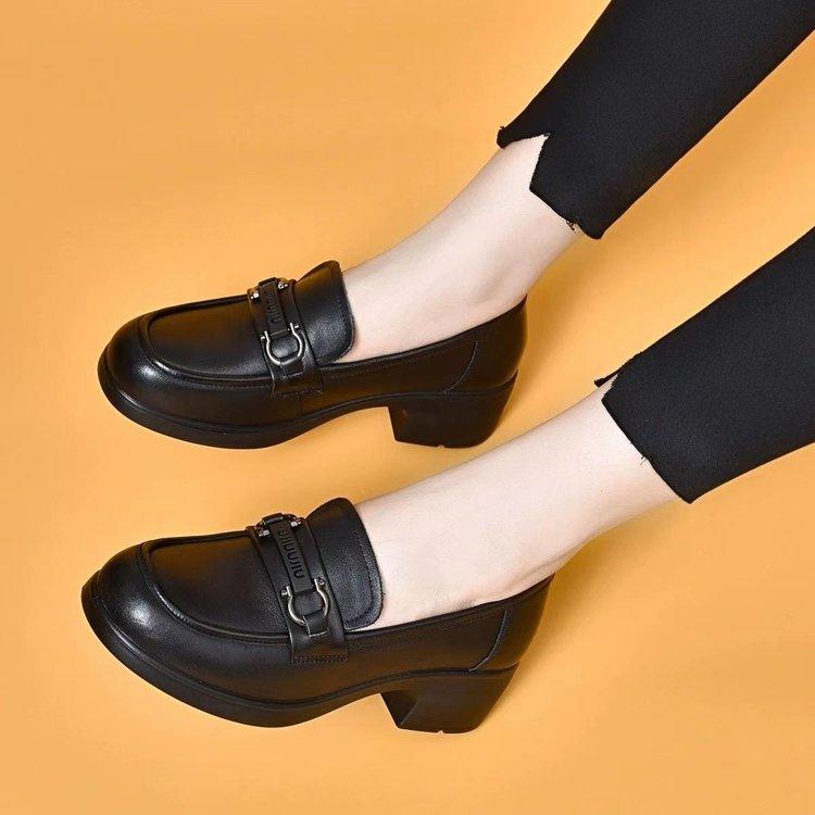 2025 Autumn New British Style Work Small Leather Shoes Thick Heel Single Shoes Round Head Soft Sole Black Loafers