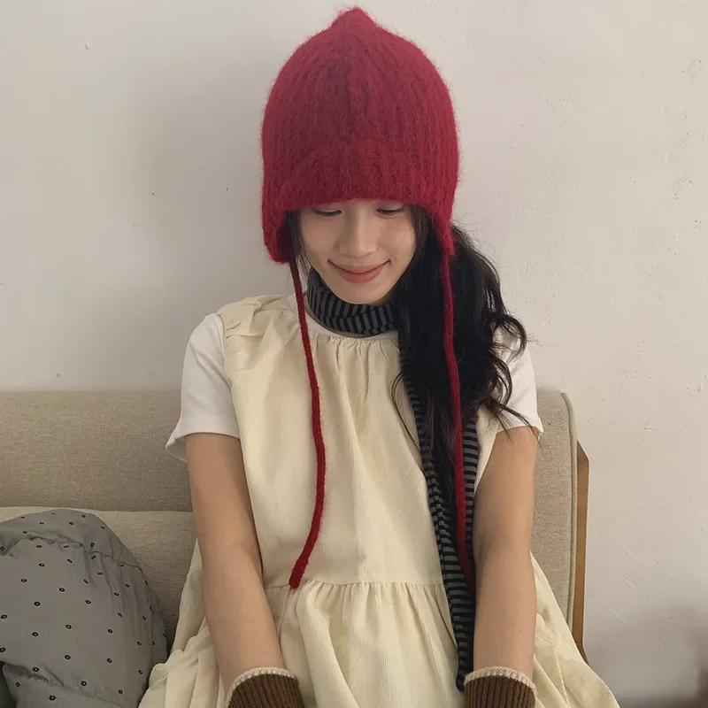 Женская вязаная шапка в корейском стиле, не раздражающая кожу, с наушниками - зимняя красная шерстяная шапка Lei Feng 2024 года