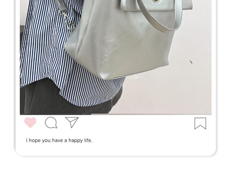 Модный корейский серебристый рюкзак 2025 года: Большая вместимость, повседневный и универсальный вариант для летних поездок женщин на работу