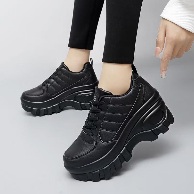 2025 Autumn and Winter New Leather Women's Shoes with 8 Cm Thick Soles, Non-slip Casual Shoes, Outdoor Inner Heightening Shoes, Foreign Trade
