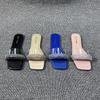 European and American Fashion Diamond Studded Women's Shoes 2024 Summer New Versatile Everyday Flat Bottom Lightweight Slippers