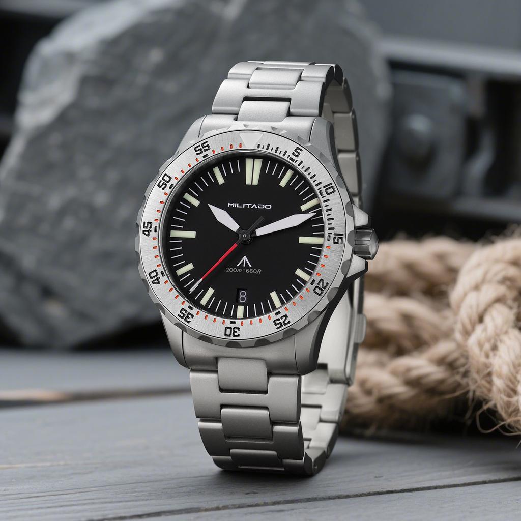 Militado ML16 Кварцевые часы VH31 Плавный ход Сапфировое стекло Super Luminova Часы Нержавеющая сталь Водонепроницаемость 200м Наручные часы