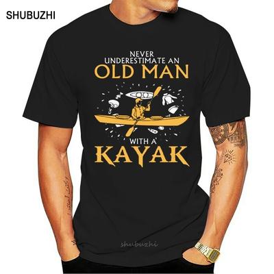 Новая Забавная Брендовая Одежда Мужские Футболки с Круглым Вырезом с Коротким Рукавом Никогда Не Списывайте Со Счета Старика Каякинг