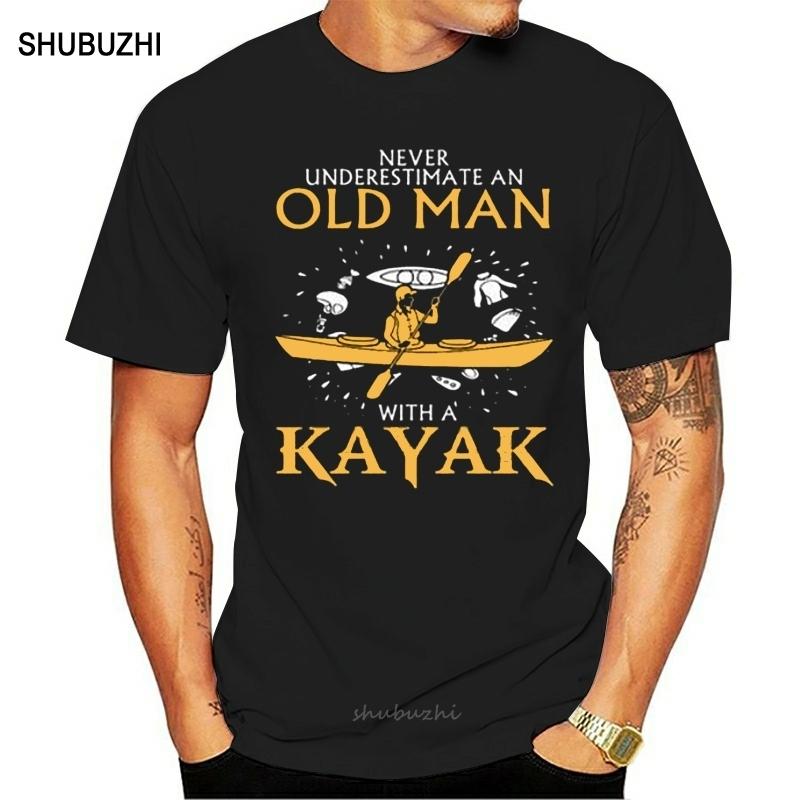 Новая Забавная Брендовая Одежда Мужские Футболки с Круглым Вырезом с Коротким Рукавом Никогда Не Списывайте Со Счета Старика Каякинг