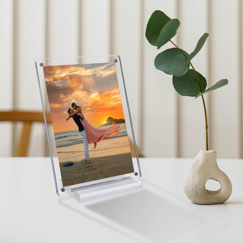 Acrylic Picture Frame 7x5 Inch Picture Floating Display Clear Magnetic Acrylic Frame Double Sided Photo Frame for Desktop Stand (Clear (1 Pack, 5X7)