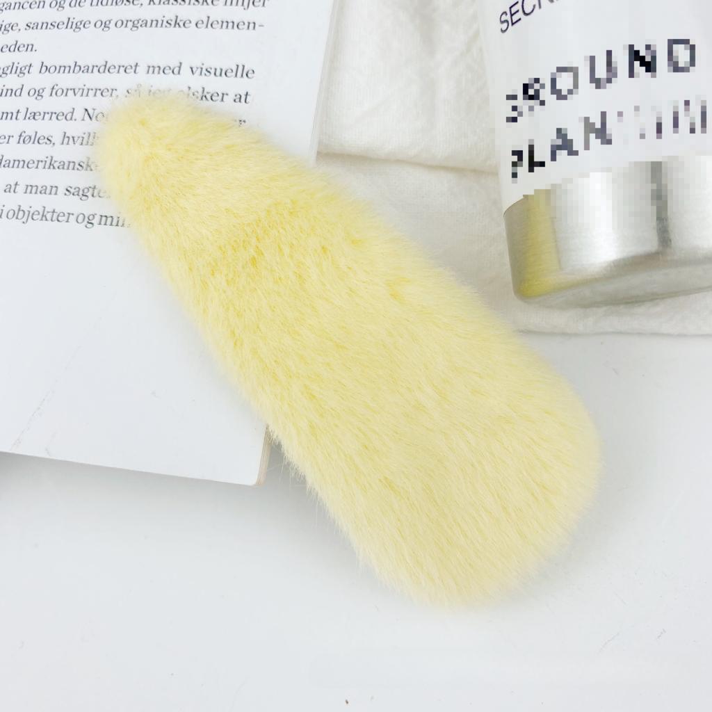 2pcs New Candy Color Soft Plush BB Clips for Girls Bangs Clips Winter Plush Hairpins Faux Fur Barrettes Headwear Hair Accessories