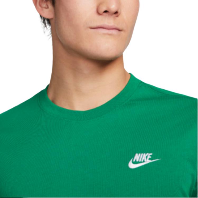 Nike Спортивная одежда Club Logo Футболка с коротким рукавом и вышивкой Мужские топы Зеленые AR4999-365