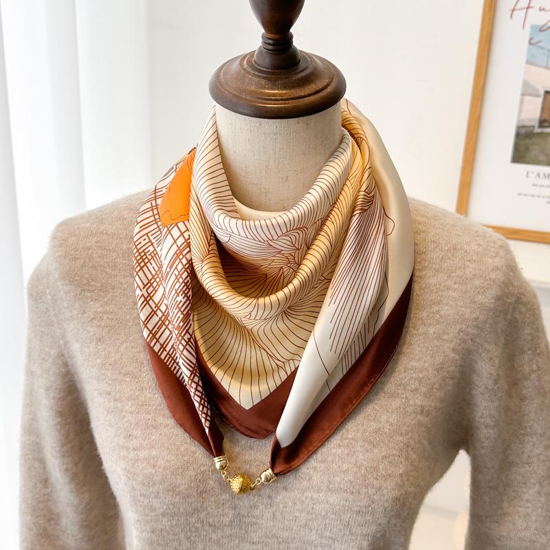 Magnetic Buckle Silk Neck Scarf: Triangle Design for Women, 70x70cm, Lightweight Spring/Summer/Autumn Accessory