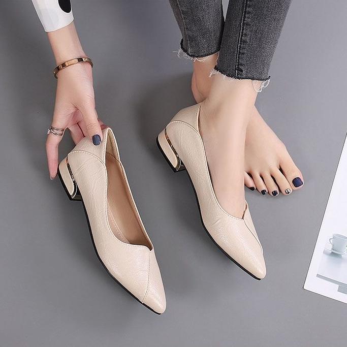Single Shoe Women's Flat Bottomed Spring Thick Heel Pointed Leather Shoes Women's Work Shoes Lazy Shoes