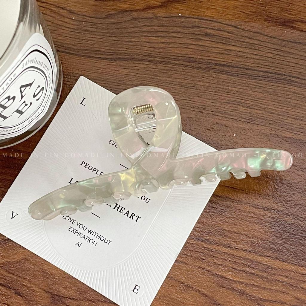 Premium French Acetic Acid Hair Clip - Elegant All-Match Shark Style Hair Accessory for Women