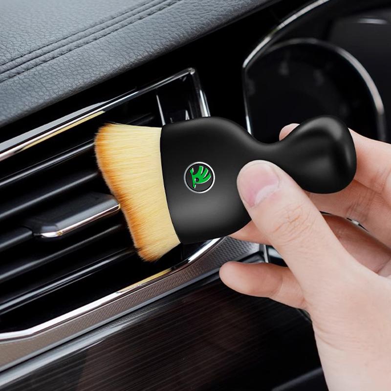 HIAQ2 Car Interior Cleaning Soft Brush Microfiber Towel Clean Tools For Skoda Octavia Superb Rapid Kodiaq Karoq Fabia Kamiq Enyaq Yeti