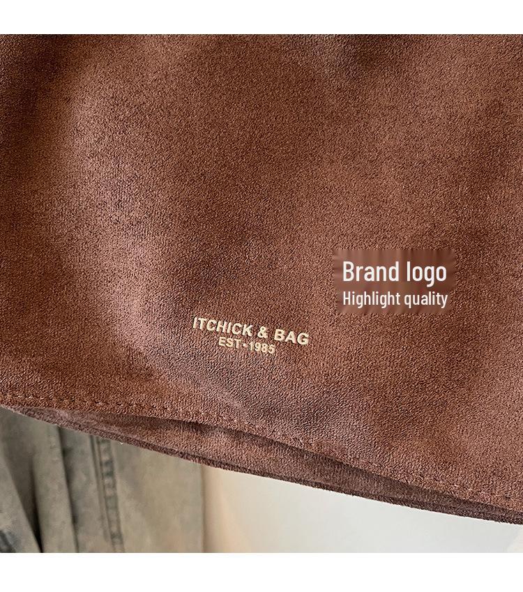 2025 Осень/Зима Ретро Матовая Женская Универсальная Сумка на Одно Плечо с Цепочкой